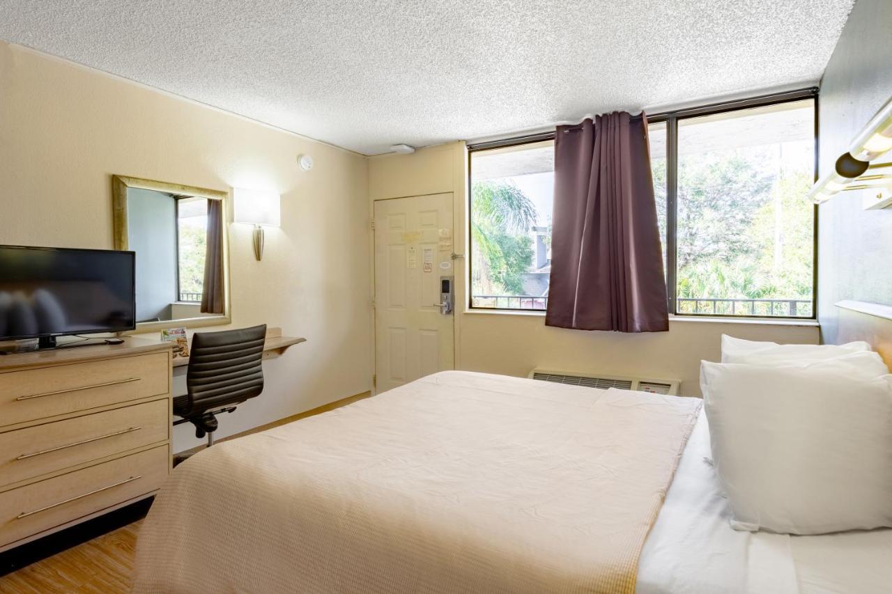 Econo Lodge Palm Harbor - Clearwater Kültér fotó