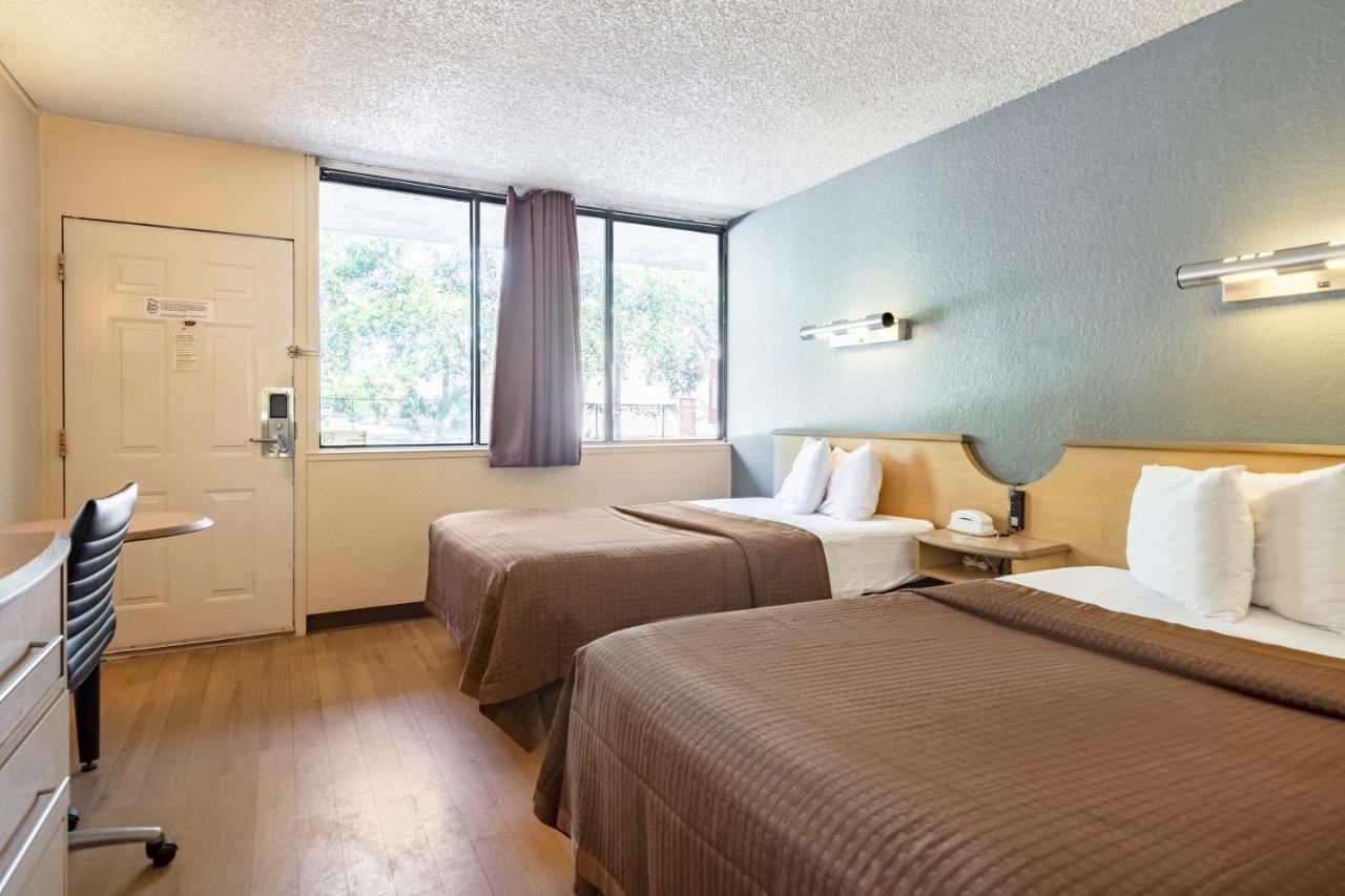 Econo Lodge Palm Harbor - Clearwater Kültér fotó