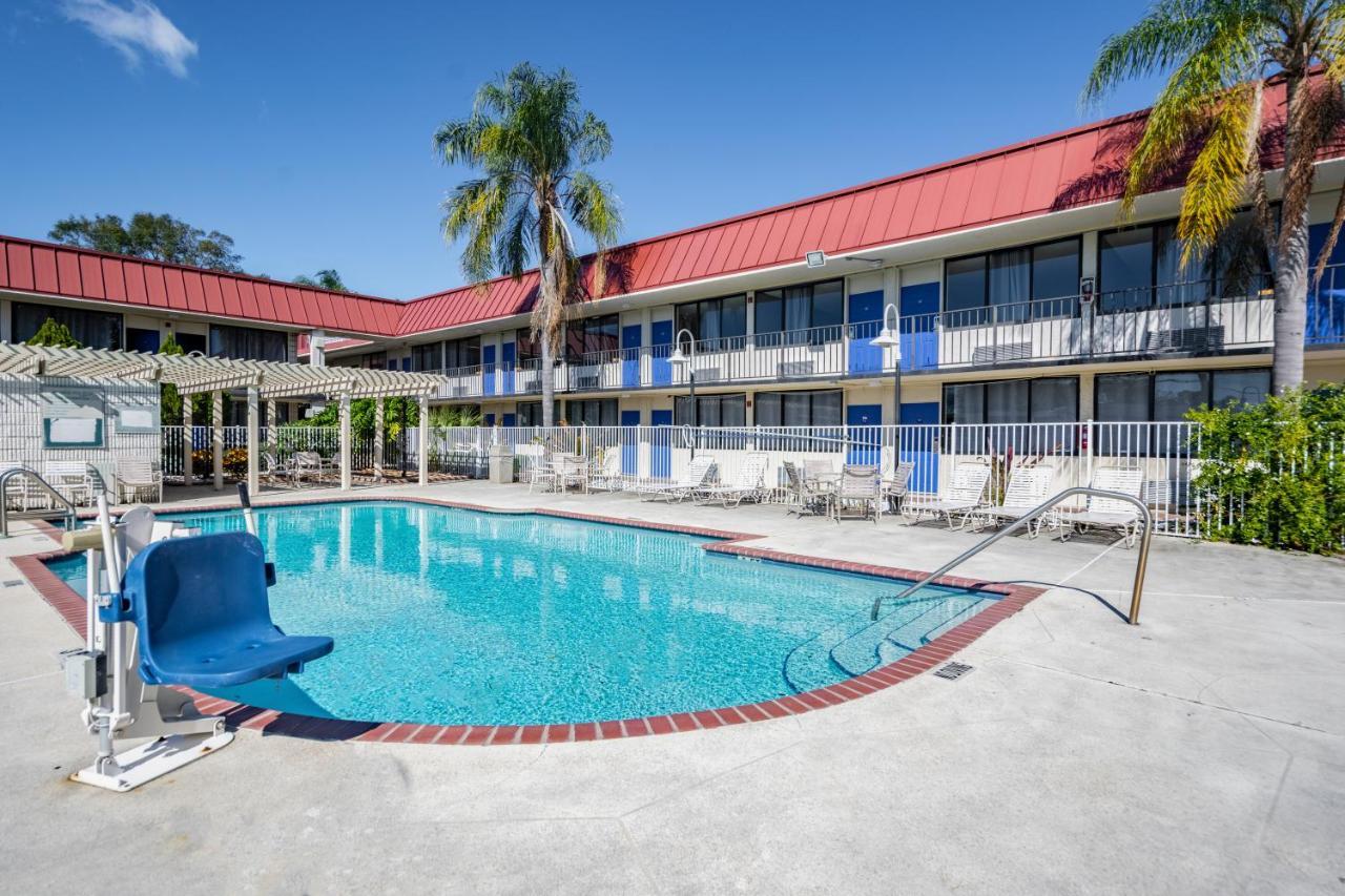 Econo Lodge Palm Harbor - Clearwater Kültér fotó