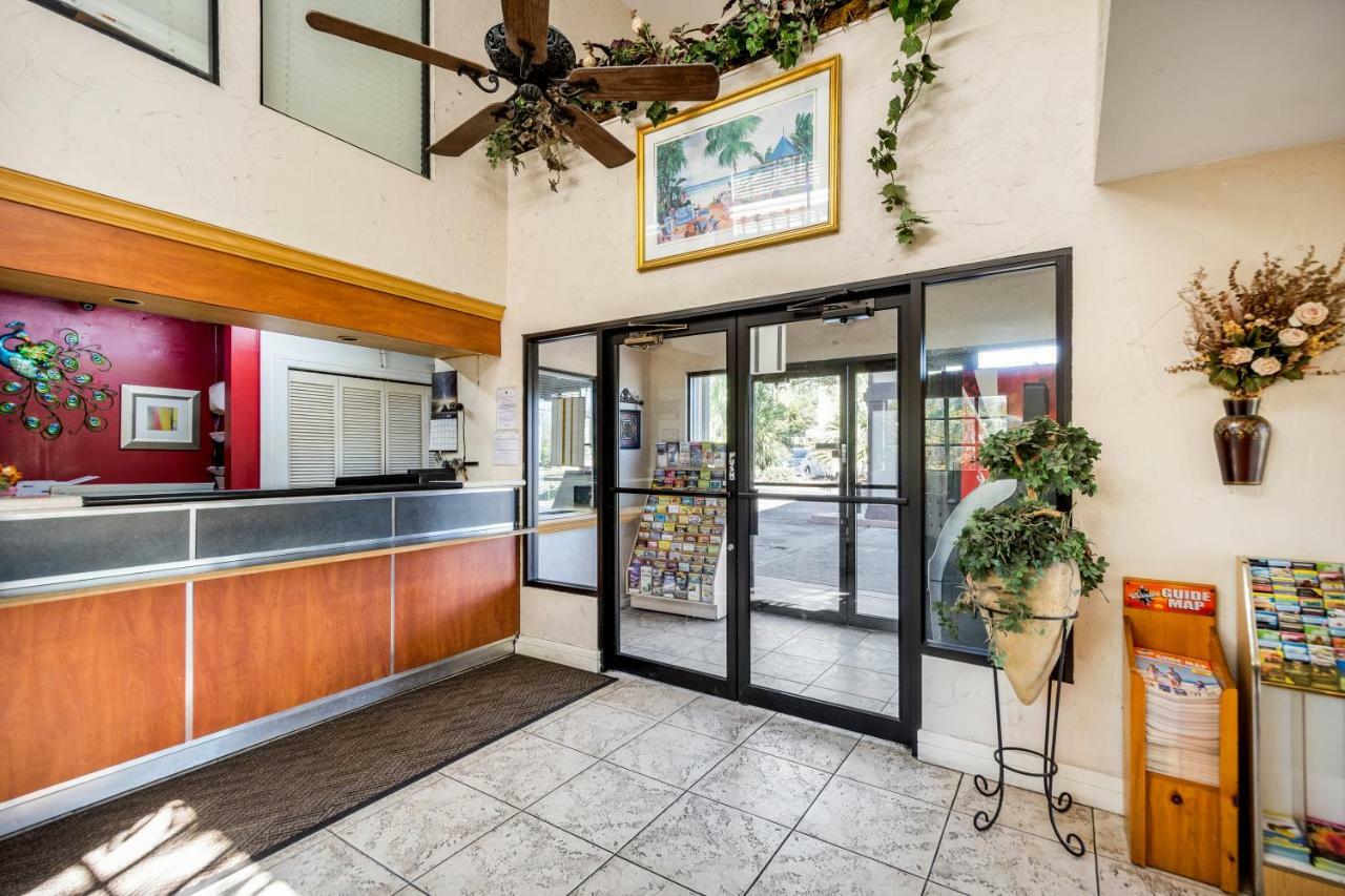 Econo Lodge Palm Harbor - Clearwater Kültér fotó